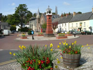 U24: Twyn Square, Usk