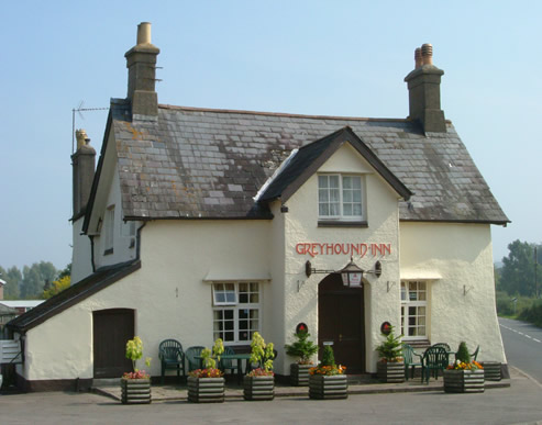 The Greyhound Inn, Usk photographed on 04.09.05