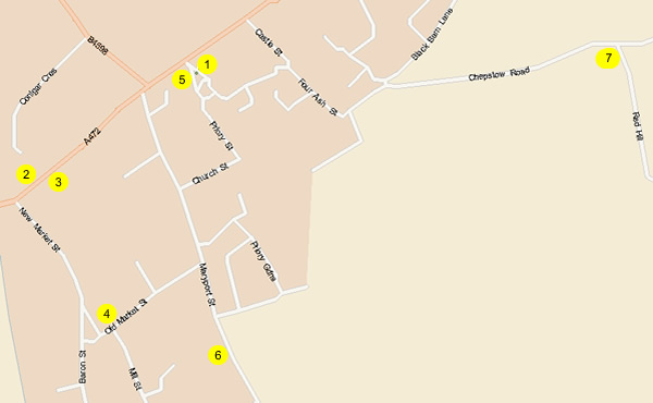 Map of Usk showing location of pubs